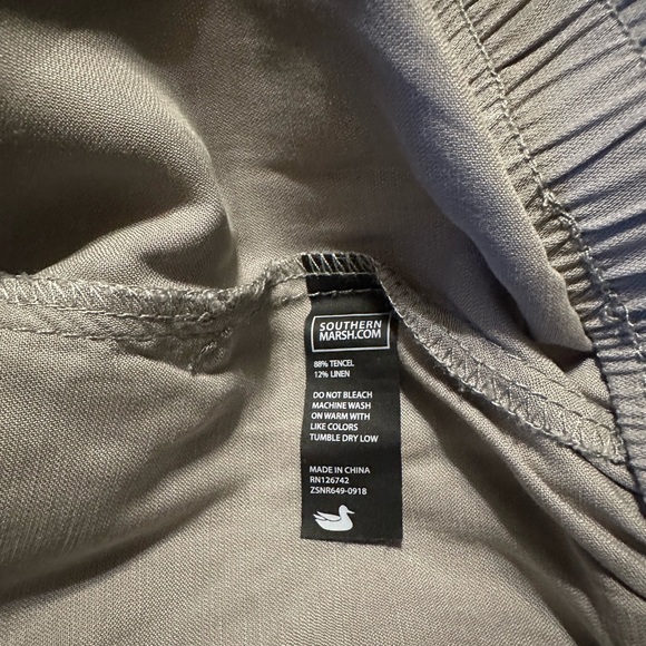 Southern Marsh Relaxed Shorts Gray - Size Large - Picture 4 of 5